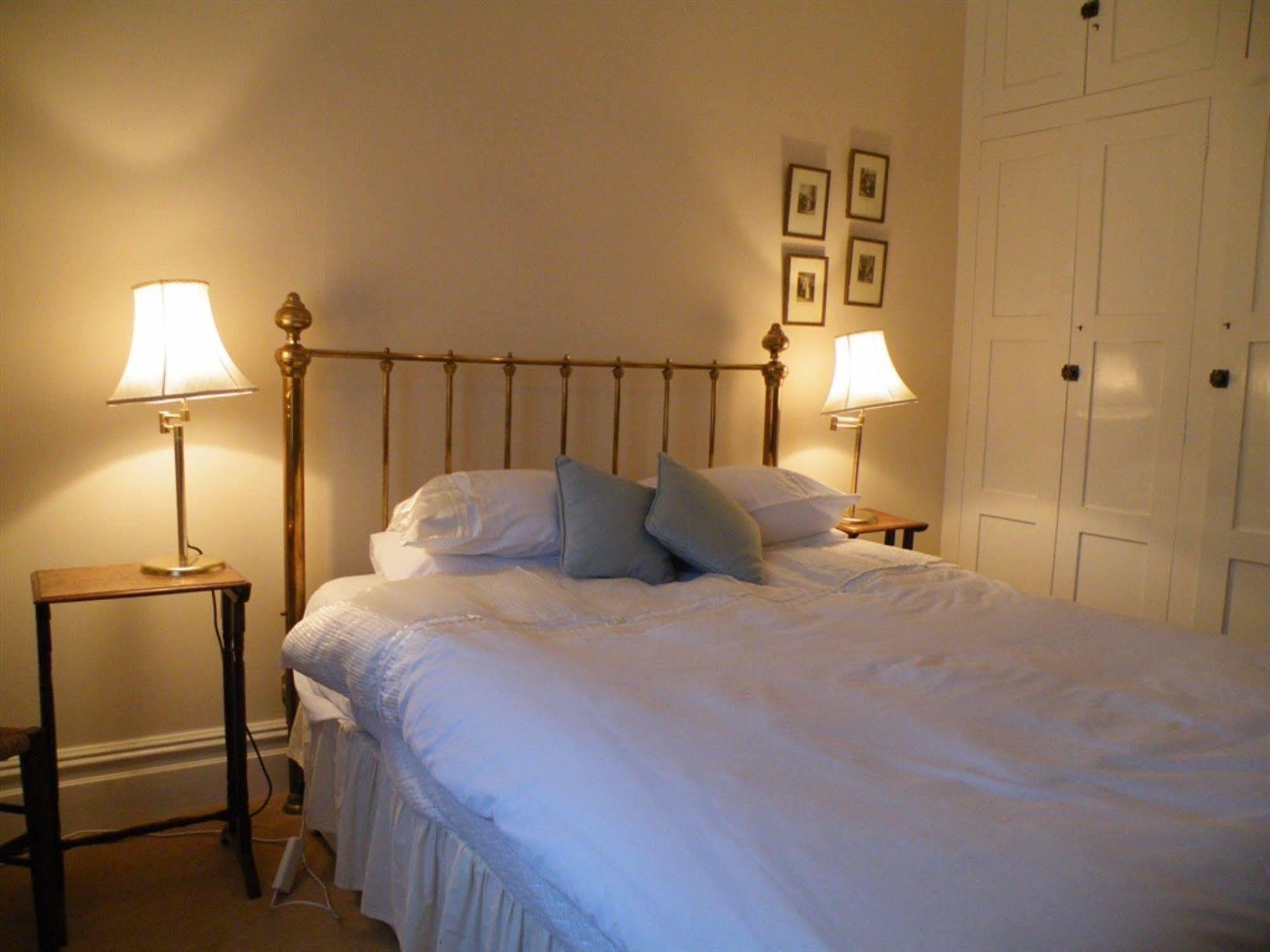 Broadlands Gate Bed and Breakfast Brockenhurst Exteriör bild